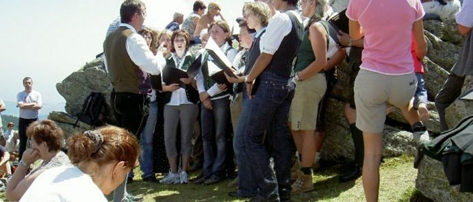 Einweihung-Moschkogelkreuz-691x296