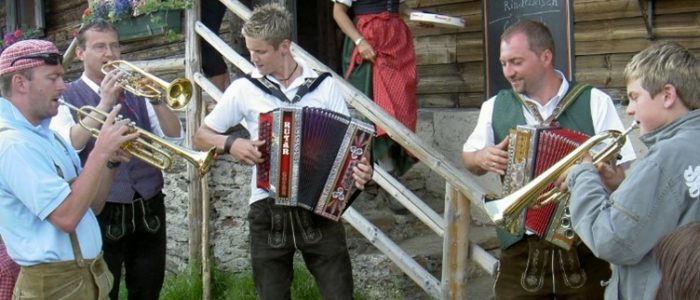 Einweihung-Moschkogelkreuz3-700x300